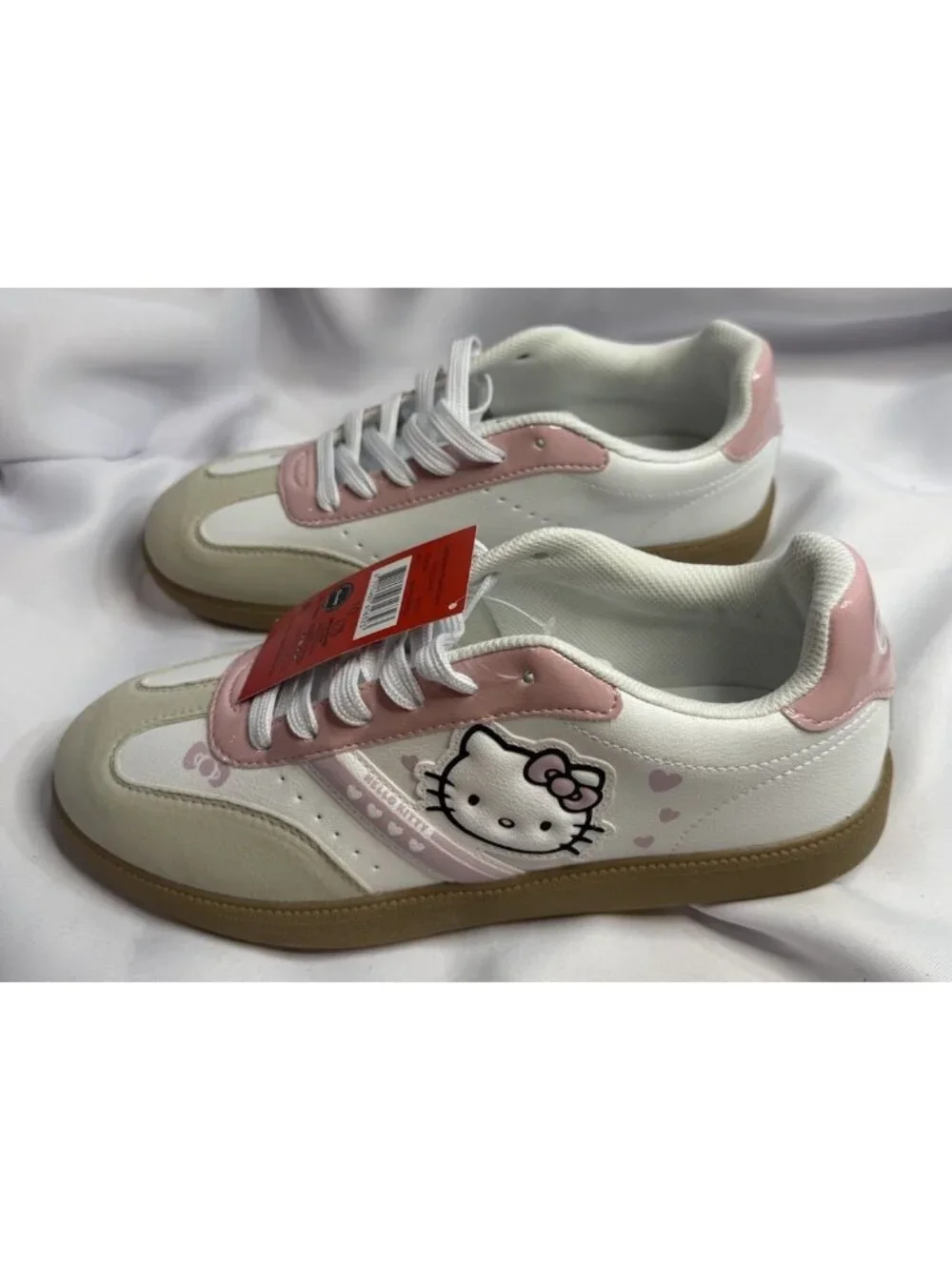 Hello Kitty Size 10 Women’s Sneakers Shoes New *RT